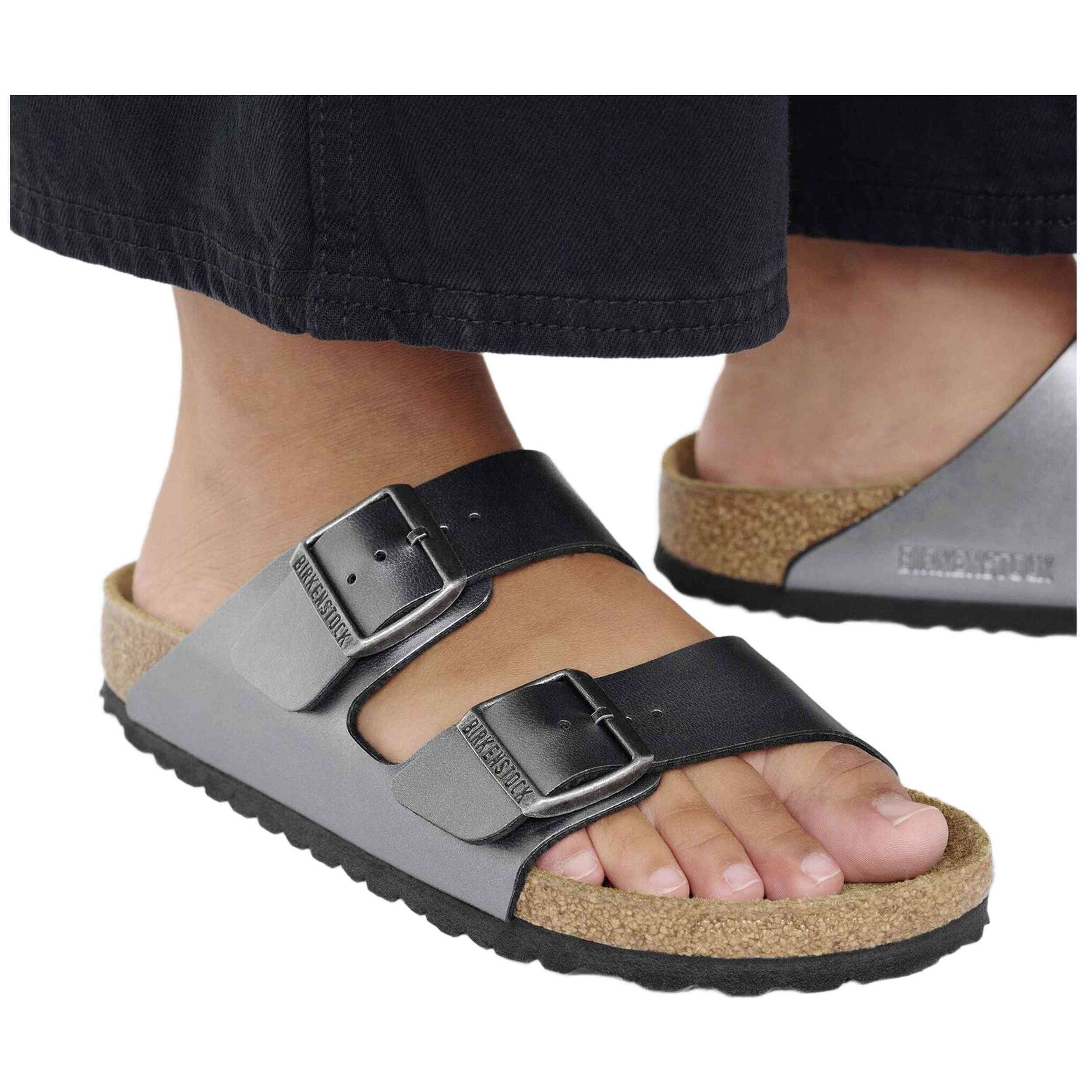 Imagen del producto con referencia 1029224-METALLIC%20BLACK