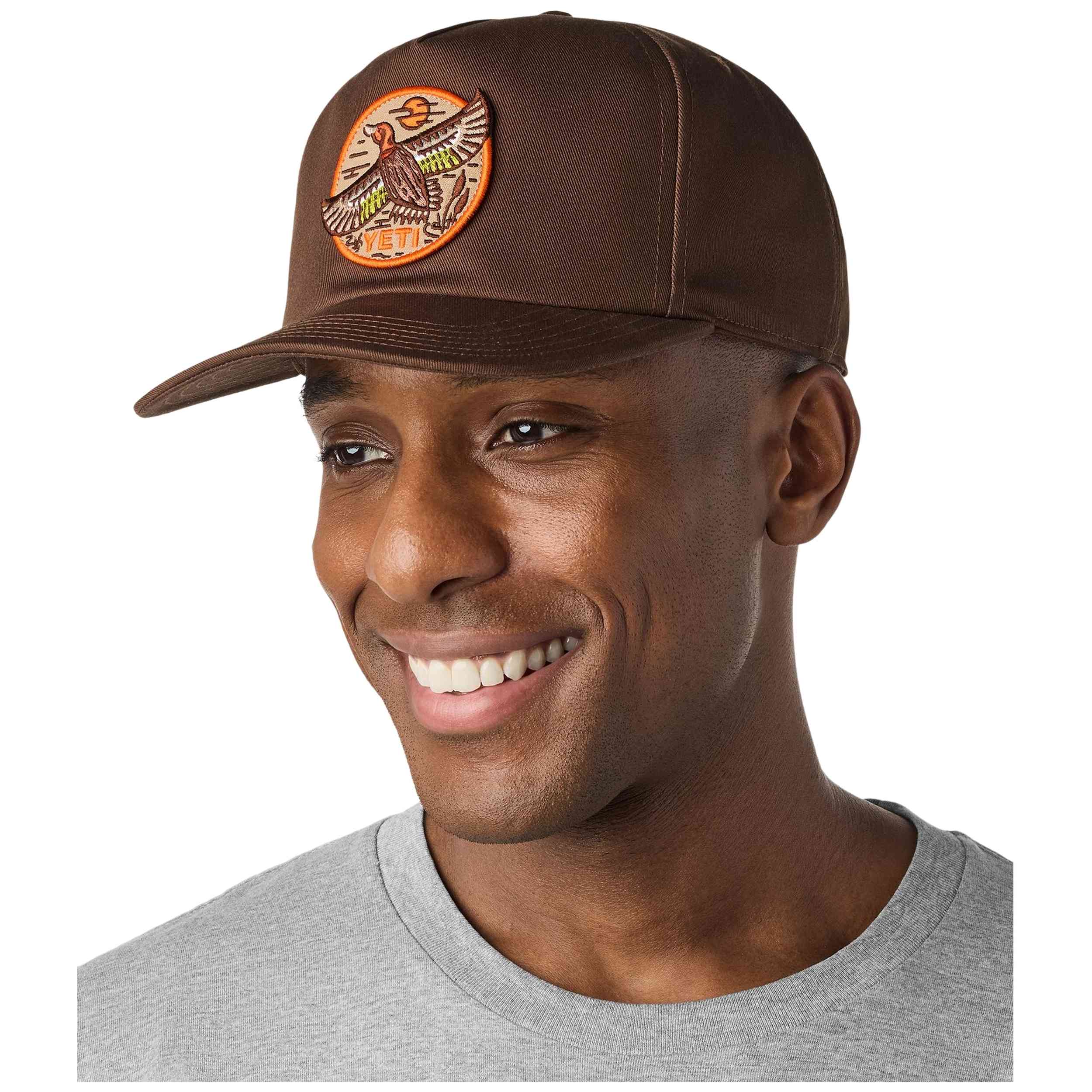 Imagen del producto con referencia 21023007885-DARK_BOWN