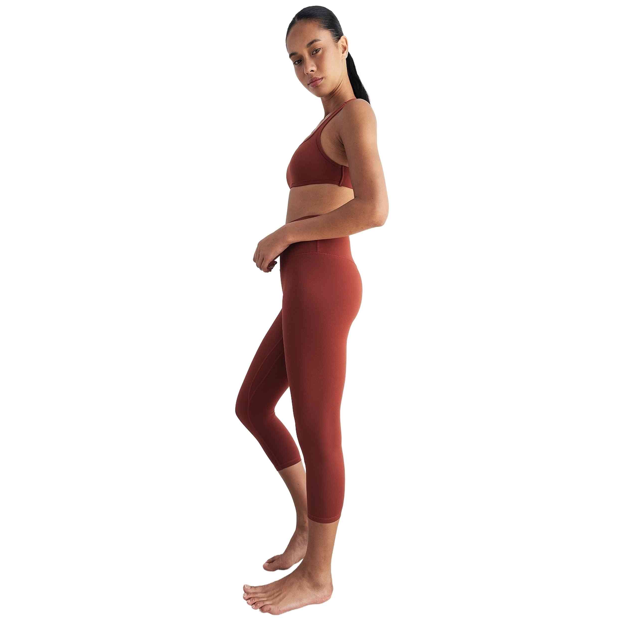 Imagen del producto con referencia LEGGINGS-CAPRI-WINE